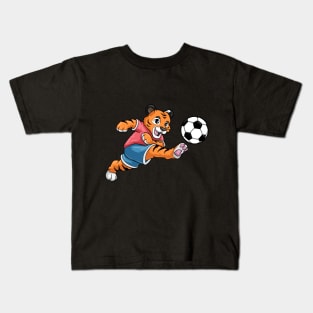 Funny tiger is playing soccer Kids T-Shirt